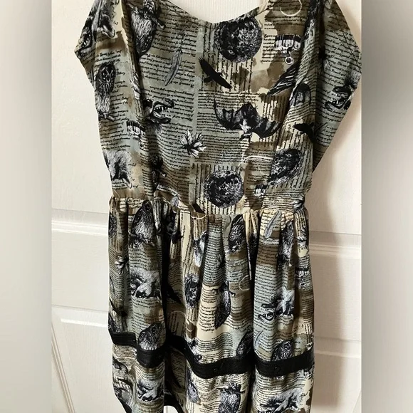 Hot Topic Spin Doctor Luna printed gothic dress - Picture 2 of 16